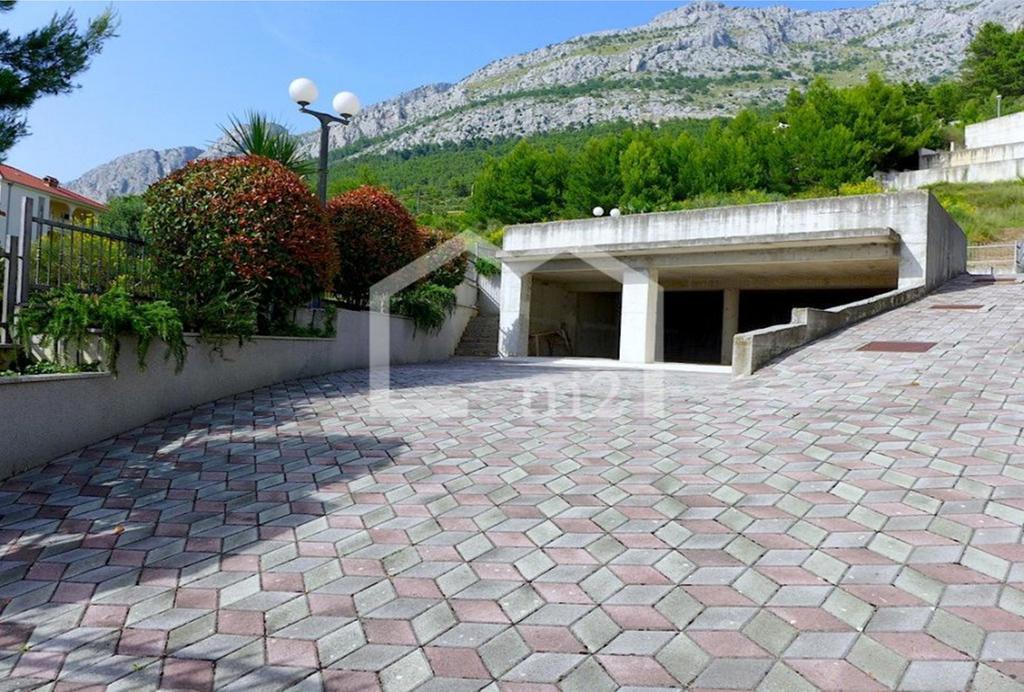 Luxury Residence Омиш Экстерьер фото